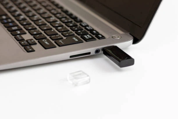 Conserto de tela macbook pro