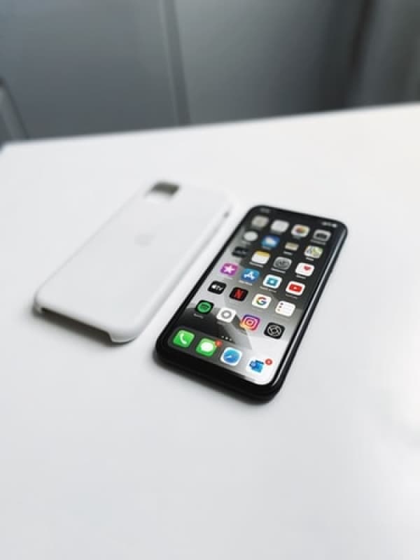 Troca de Tela para Iphone Xs Saúde - Troca de Tela Iphone